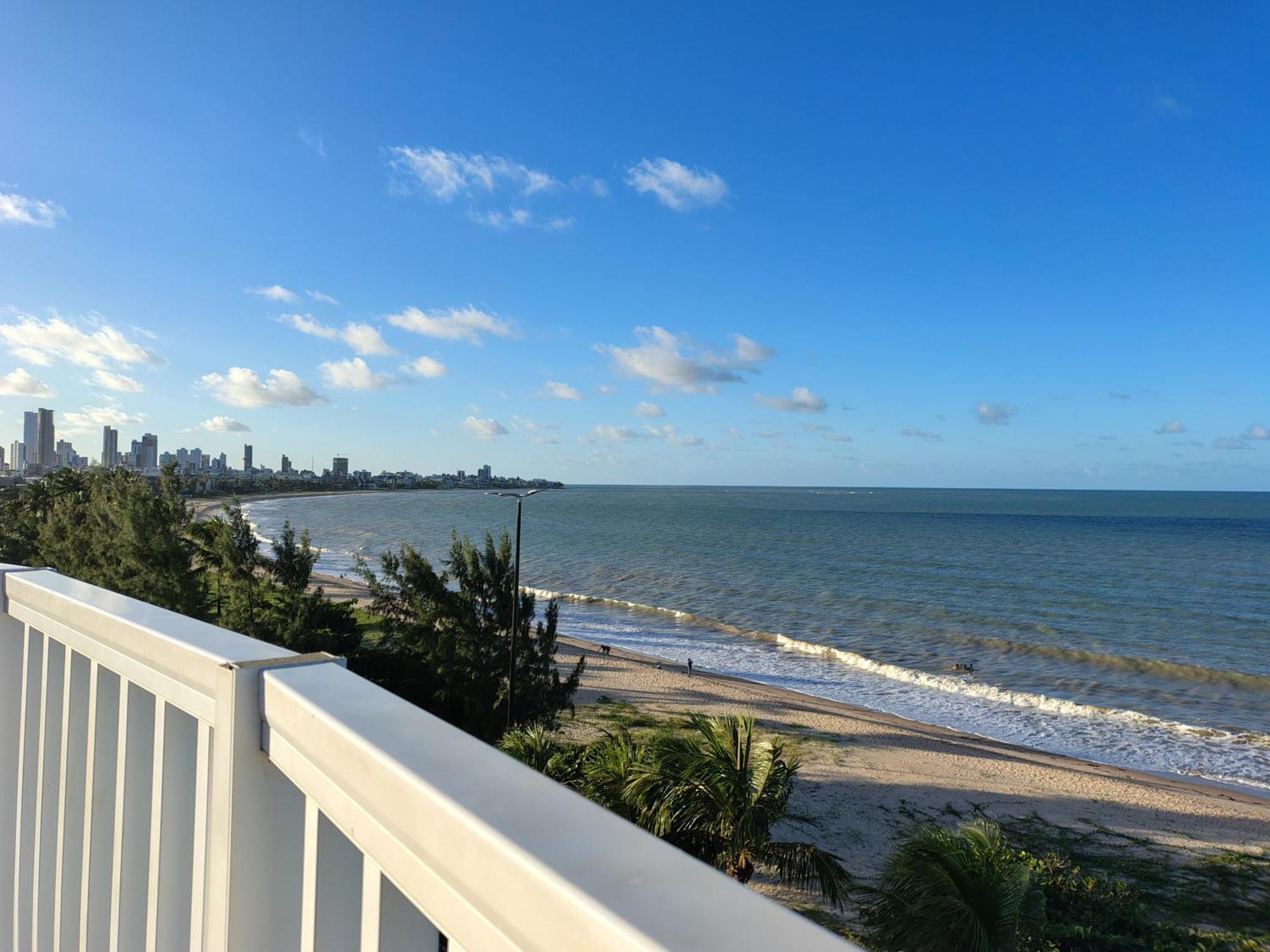 Flat Frent Mar Manaira 2 *